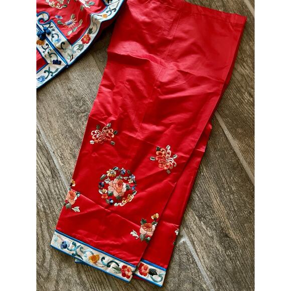 Vintage Set 60s Red Embroidered Silk Kimono Pants Jacket Child Sz 2 Golden Bee - Picture 2 of 7
